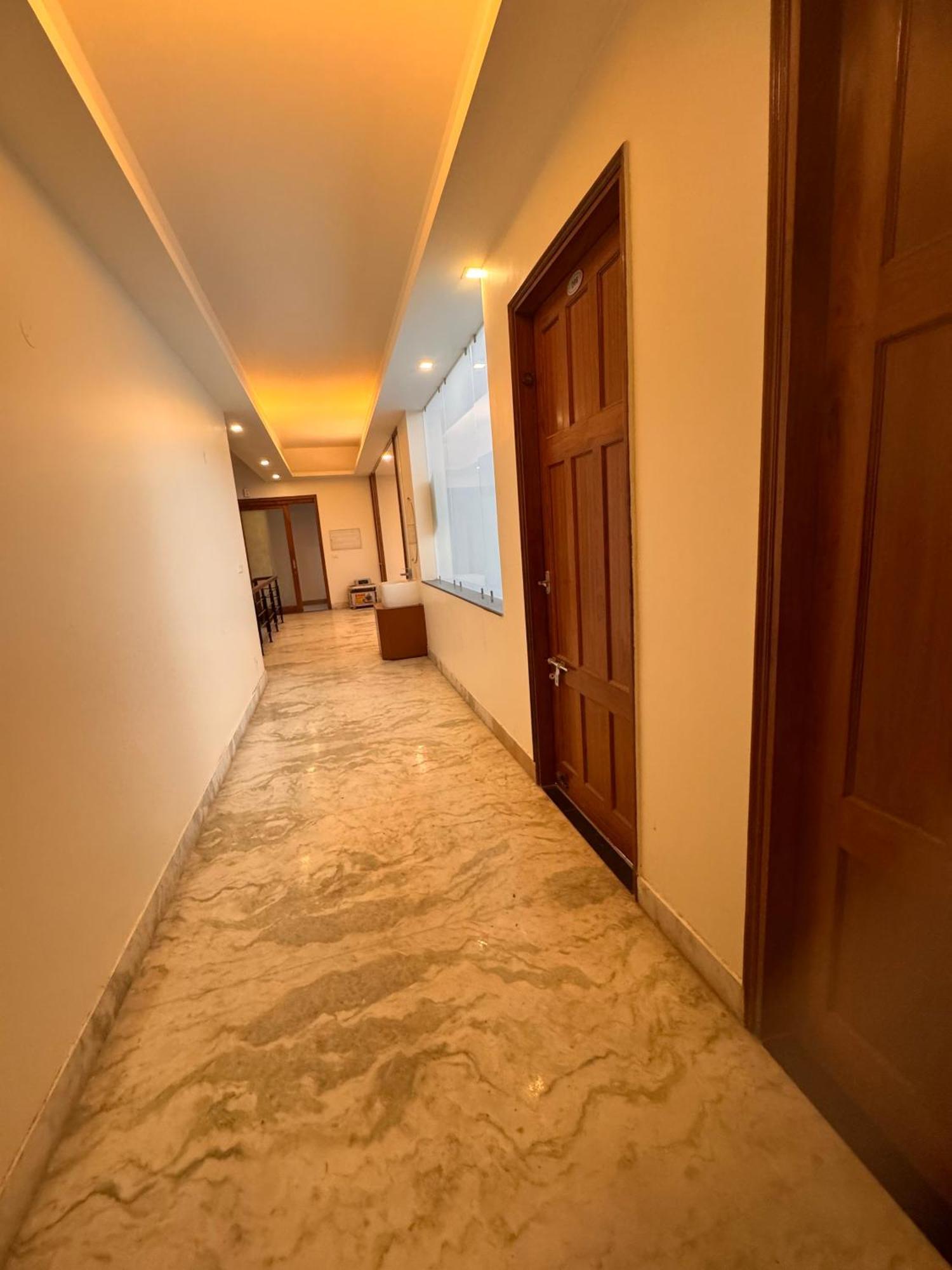 Hl Grand Hotel Lucknow Eksteriør bilde
